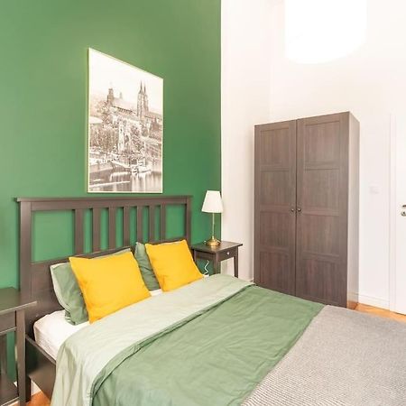 Wyjatkowy Apartament Na Rynku วรอตซวาฟ ภายนอก รูปภาพ